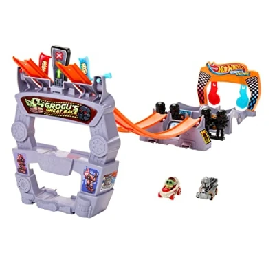 Immagine di Hot Wheels RacerVerse La Grande Corsa di Grogu, Pista con macchinine da Die Cast ispirate a Star Wars, Personaggi Grogu e The Mandalorian, Giocattolo per Bambini, 4+ Anni, HPL32
