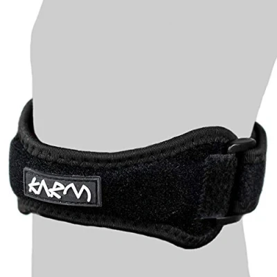 Immagine di KARM Taglia regolare stabilizzatore rotuleo di dimensioni regolari per la sindrome Osgood Schlatter Tendinite rotulea Menisco Lacrime Jogging Donna Uomo Gioventù (Nero, 1 pezzo)
