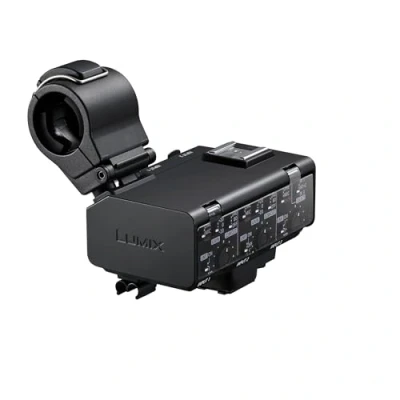 Immagine di Panasonic Lumix DMW XLR2 Adattatore Microfonico XLR DC GH7, Registrazione Float a 32 bit, Audio 4 Canali e ad Alta Risoluzione, Supporto Microfono, Mini Jack Stereo 3,5 mm. Nero
