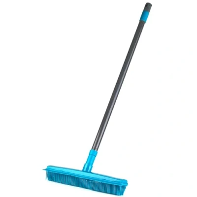 Immagine di Beldray LA024350TQ Pet Plus+ Spazzola 2 in 1 solleva e ritieni, con testa gomma bordo lavavetri, scopa silicone, per pavimenti duri, peli di animali, antigraffio, uso interno ed esterno
