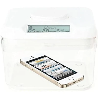Immagine di Kitchen Safe Mini: contenitore timer (coperchio bianco + trasparente) 3,0 altezze, mostrato in &quot;Shark Tank&quot;