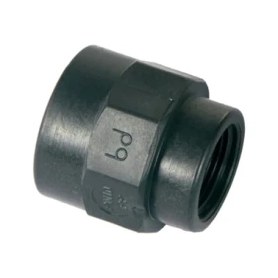 Immagine di Manicotto ridotto in PP nero 3/4&quot; x 1/2&quot; per tubi polipropilene Bucchi