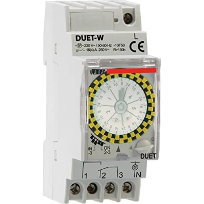 Immagine di VEMER VE125100 DUET W Interruttore Orario Elettromeccanico a Cavalieri con Batteria Sostituibile, Programmazione Settimanale, 2 Moduli DIN, Grigio