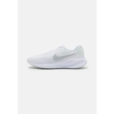 Immagine di Nike Performance Revolution 7 Scarpe running neutre, Uomo, Taglia: 45.5, White/pure platinum Tessuto / sintetico