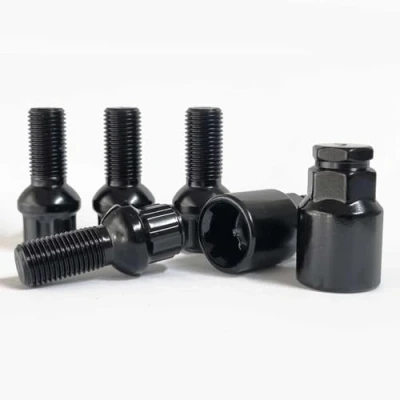 Immagine di TRACER Set di bulloni per cerchione, antifurto, M14 x 1,5, 27 mm, fascia sferica R13, colore nero, con 2 adattatori compatibili Audi, VW, Seat, Skoda