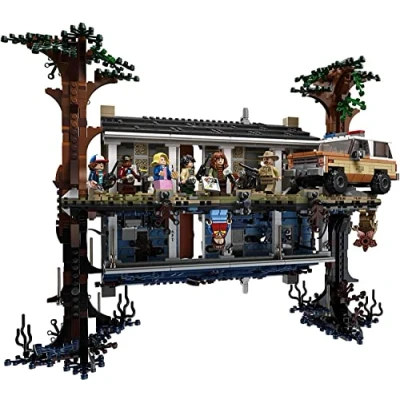Immagine di LEGO 75810 &quot;Stranger Things The Other Side&quot;, kit con la casa di Will e 8 minifigure
