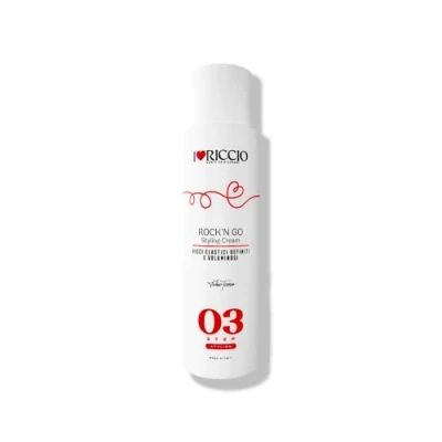 Immagine di I Love Riccio Rock&#039;n Go Styling Cream, Crema Capelli Ricci Idratante Elasticizzante con Oli di Argan, Macadamia, Jojoba, Elastici e Definiti, Per Tutte Le Tipologie Ricci, Travel Size 100 ml