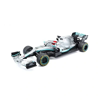 Immagine di Maisto Tech R/C F1 Mercedes AMG Petronas W10, 2019 Auto Formula 1 telecomandata di Lewis Hamilton in scala 1:24, fedele all&#039;originale, 2,4 GHz, comando a pistola, 22 cm, colore argento, 582352