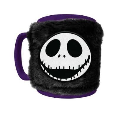 Immagine di Pyramid Tazza fuzzy International NIGHTMARE BEFORE CHRISTMAS (JACK) iconico design Jack Skellington, adatta per bevande calde e fredde, impugnatura comoda, resistente al microonde