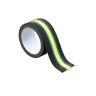Immagine di Maximex Nastro luminoso antiscivolo 2 in 1, 3 m, con striscia autoilluminante, autoadesivo, per bordi e gradini, interni ed esterni, resistente alle intemperie ai raggi UV, 5 x 300 cm,