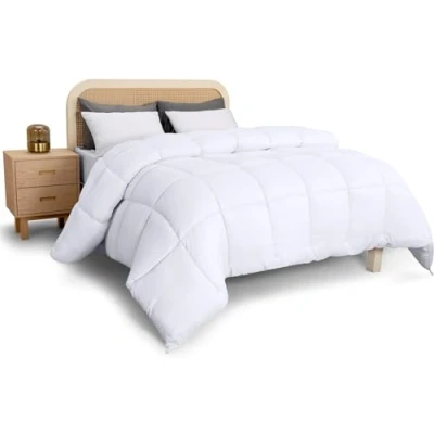 Immagine di Utopia Bedding Piumone in microfibra 180 x 200 cm, texture morbidissima per un comfort che dura tutto l&#039;anno (Bianco)