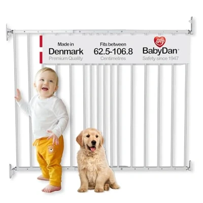 Immagine di BabyDan Copenhagen Cancelletto di Sicurezza Estensibile per le Scale, Aperture 62.5 106.8 cm, Bambini e Animali Domestici, in Metallo Bianco