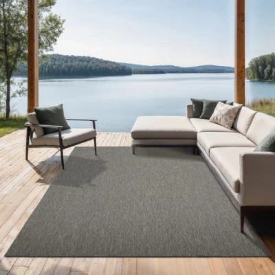 Immagine di the carpet Mistra robusto tappeto per esterni, resistente alle intemperie e ai raggi UV, adatto a balcone, terrazza, giardino d&#039;inverno o cucina sala da pranzo, bordo antracite, 120x170 cm
