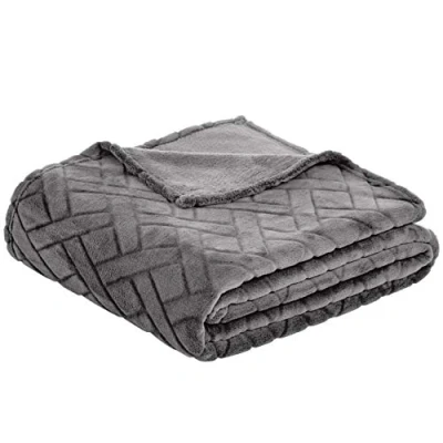 Immagine di Amazon Basics copriletto Vellutata in Pile, 150 x 200 cm, Grigio