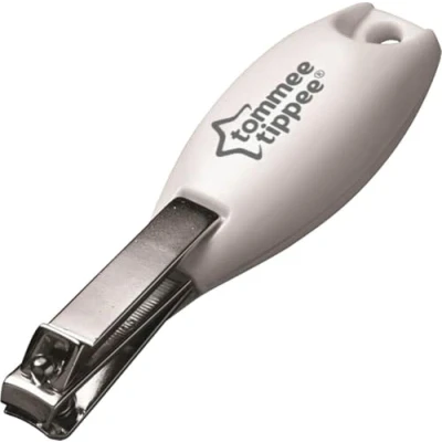 Immagine di Tommee Tippee Essentials Baby Nail Clippers, Rounded Edges and Moulded Handle, 0m+