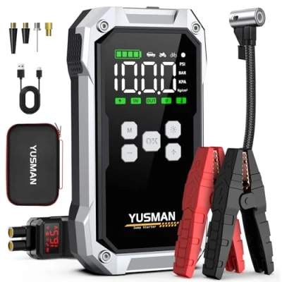 Immagine di YUSMAN Avviatore Batteria Auto 7000A, Booster con Compressore 150PSI (per Motori 12V ALL GAS e 10.0L DIESEL),5 V/3A, Jump Starter Doppia USB, Torcia a LED, Display LCD