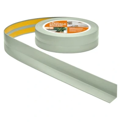 Immagine di Quest Battiscopa Morbido Adesivo 30 mm x Finitura Flessibile, Listello in PVC, Profilo Angolare per Cucina, Bagno, Parete, Pavimento Resistente ai raggi UV (Verde chiaro, 15m)