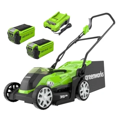 Immagine di Greenworks 40V Tagliaerba a Batteria per Prati Fino 400m², Ampiezza di Taglio 35cm, Sacca da 40L CON Due Batterie 2Ah e 1 Caricabatterie, Garanzia 3 Anni G40LM35K2X