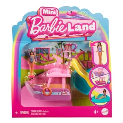 Immagine di Barbie mini BarbieLand Set Barca dei Sogni e bambola, playset bambola 3,8 cm veicolo con sorpresa cambia colore in acqua calda fredda, giocattolo per bambini, 4+ anni, HYF41