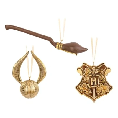 Immagine di Grupo Erik: Set Decorazioni Natale Harry Potter Hogwarts, Boccino d&#039;oro &amp; Nimbus 2000 di 3 Addobbi Natalizi dipinti a mano e con cordoncino, Albero