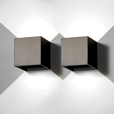 Immagine di 2 Pezzi Applique da Parete Esterno Interno LED Lampada Moderno Nero 6W 6500K Bianco Freddo IP65 Impermeabile Quadrata Alluminio Lampade Muro su e Giù Regolabile Design Facile Installare