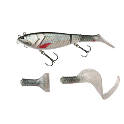 Immagine di Berkley Zilla Tailswinger Lure la prima esca snodata sul mercato con incredibile azione di nuoto e grande versatilità perfetta per pesca al luccio in qualsiasi situazione