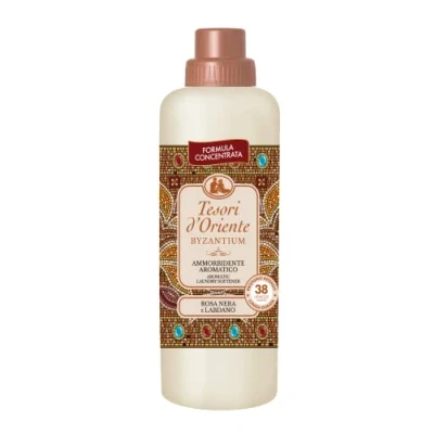 Immagine di Tesori d&#039;Oriente Ammorbidente Lavatrice Concentrato Byzantium, dalla Fragranza Fiorita di Rosa Nera, Fino a 38 Lavaggi, con Preziose Microcapsule Per Capi Morbidi e Profumati, 760 ml