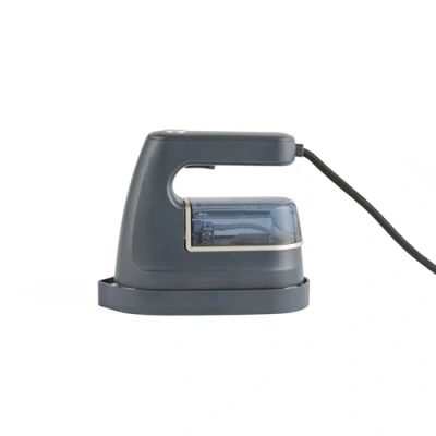Immagine di Beldray 2 in 1 ferro da stiro e piroscafo per indumenti Mini a vapore viaggio, una temperatura, base di resistente al calore, piastra ceramica antiaderente,100 ml, 1200W