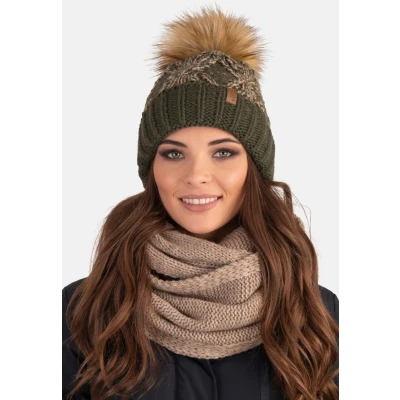 Immagine di Vivisence Cappello Invernale da Donna con Pompon Fodera Interna in Pile Morbido Realizzato Filato Caldo Ed Elasticizzato Perfetto per Le Giornate Fredde, Verde,Taglia Unica