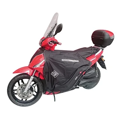 Immagine di Tucano Urbano coprigambe per scooter Termoscud® R200. L&#039;originale termoscudo con brevetto anti sventolio S.G.A.S. Costruzione triplo strato HYDROSCUD a tenuta stagna. Termico. Certificato CE