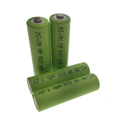 Immagine di Trango TG1000 4 batterie Ni MH tipo AA da 600 mAh, 1,2 V, ricaricabili, per lampade a ricarica solare