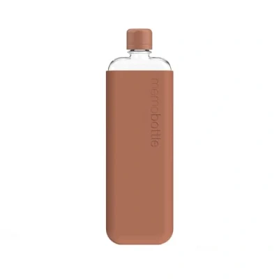 Immagine di memobottle Slim, confezione da 450 ml, con bottiglia, custodia in silicone e coperchio, elegante, sottile piatta, per borse, laptop libri, Tritan senza BPA, moderno, minimalista, ideale