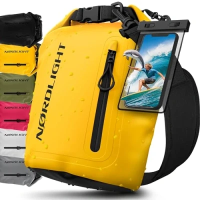 Immagine di Nordlight Dry Bag Sacca Impermeabile + Custodia per Cellulare Chiusura Arrotolabile, Tracolla Zaino Stagna Borsa Spiaggia, Canoa, SUP, Immersioni Giallo, 5 Litri