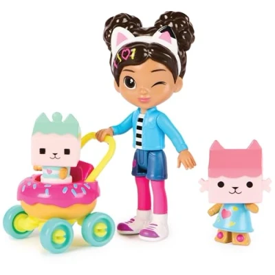 Immagine di Gabby&#039;s Dollhouse, Set Gabby, Scatola Baby Benny, Sorpresa e Accessori per la casa delle Bambole, Giocattoli Bambini Ragazzi dai 3 Anni Figure Friends Fig Pack Kitty Care, Multicolore, 6069425