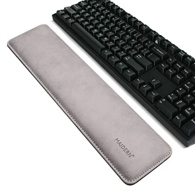 Immagine di MAIDERN Poggiapolsi per tastiera ergonomica con memory foam, 16,5x3,7 pollici PU Supporto da gioco in pelle PU/Supporto cuscino polso computer, laptop, Mac (grigio fumo)