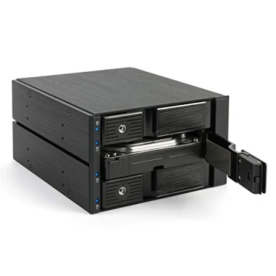 Immagine di FANTEC 2185 BP SA2131 SAS I,II + SATA I, II, III backplane per HDD da 3 x 3,5&quot; in un alloggiamento 2 5,25&quot;. Con ventola 70 mm sul retro