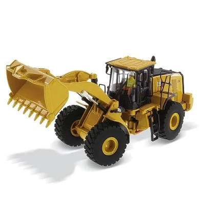 Immagine di DM Diecast Masters 85686 Pala gommata Caterpillar, Next Gen Cat 966, Scala 1:50, Circa 6,6 x 7,3 18,2 cm, da 14 Anni, Colore Yellow,