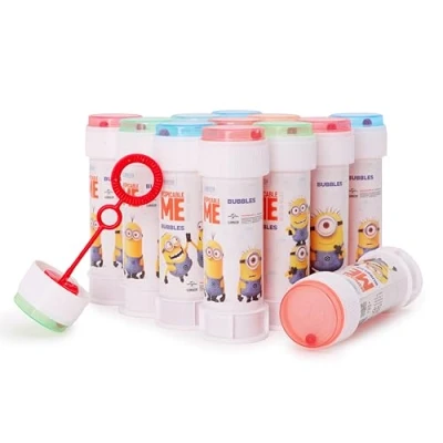 Immagine di Toyland® Confezione da 12 bolle con bacchette, soluzione 60 ml e coperchio labirinto originale Giocattoli per soldi tasca sacchetti feste (Minion)
