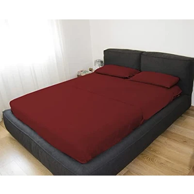 Immagine di GEMITEX Completo letto Matrimoniale, Colore BORDEAUX, con Trattamento NO STIRO, effetto Raso, in 100% Microfibra di poliestere. Composto da 2 lenzuola e federe TINTA UNITA. Made Italy