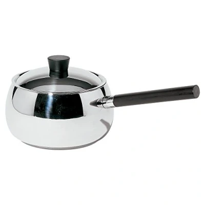 Immagine di Alessi SG55/PEN B Mami Casseruola a manico lungo per bourguignonne in acciaio inossidabile 18/10 con fondo termodiffusore e legno nero.
