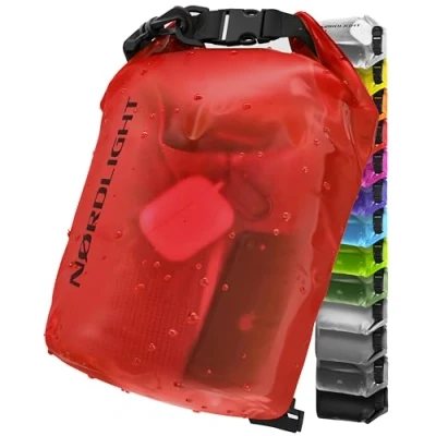 Immagine di Dry Bag E Borsa Impermeabile (15L, Rosso) Con Chiusura A Rullo Tracolla Per Nuoto, Spiaggia, Canoa, Stand Up Paddling, Immersioni