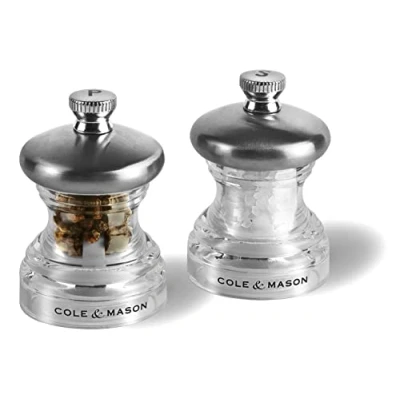Immagine di Cole &amp; Mason H302418 Button Macina Sale e Pepe, Macinatura Regolabile/Compatto, Acciaio inossidabile/Acrilico, 65mm, Include 2 x Mulini, Garanzia a Vita sul Meccanismo