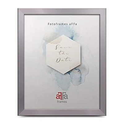 Immagine di aFFa frames, Hekla Cornice portafoto in MDF, facile da pulire, rettangolare, con vetro acrilico, colore: argento, formato A3, 29,7 x 42 cm