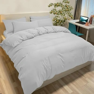 Immagine di Set Copripiumino Una Piazza e Mezza 200x200 cm (2 Federa 50x80) Monocromatico in Microfibra Grigio Chiaro, Morbido ed Ipoallergenico, Inclusa 50x80