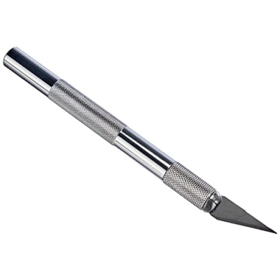 Immagine di Westcott e 84010 00 Scalpello con impugnatura in metallo lame sostituibili, 12 cm, argento