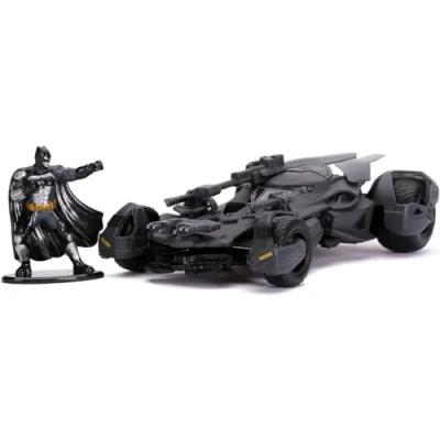 Immagine di JADA TOYS Batman Justice League Batmobile in scala 1:32 die cast con personaggio di cast, + 8 anni, 253213005