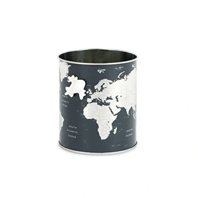 Immagine di Balvi Porta matite Globe Colore Grigio Mappa Design del Mondo, Include Un Magnete a Forma di Aereo La