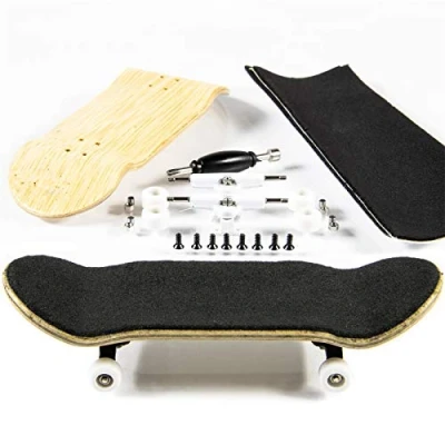 Immagine di PhoneNatic Set di skateboard per dita in marrone giallo (design 3)