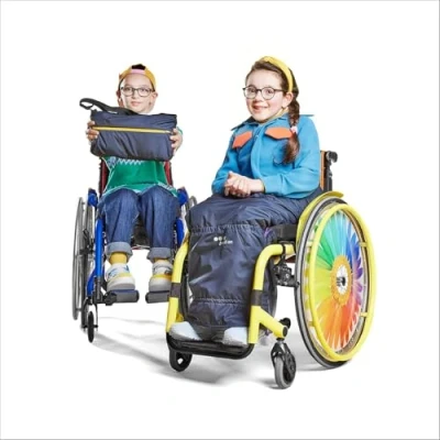 Immagine di MyBlanket Winter, sedia a rotelle compatta accogliente con fodera in caldo pile, antivento e impermeabile, per rimanere seduti, parapioggia, utenti manuali ed elettrici di rotelle,