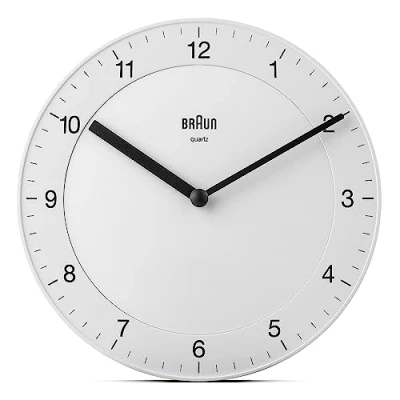 Immagine di Orologio da Parete Analogico Classico Braun con Movimento al Quarzo Silenzioso, Facile leggere, Diametro di 20 cm, colore bianco, modello BC06W.